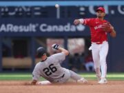 Blue Jays Place 2b Andres Gimenez (الكاحل) على 10 أيام من IL