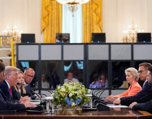 الوجبات السريعة من محادثات البيت الأبيض بين ترامب وزيلينسكي وقادة الاتحاد الأوروبي | أخبار العالم