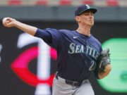 Mariners Ride Bullpen في المباراة الافتتاحية للسلسلة مقابل الملائكة