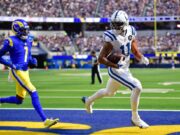 Colts WR Michael Pittman (أوتار الركبة) يهبط على تقرير الإصابة