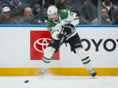 يبحث النجوم عن المزيد من النجاح ضد Lowly Flames