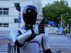 روبوت صيني يدخل موسوعة غينيس بعد أن قطع أكثر من 100 كيلومتر في ثلاثة أيام