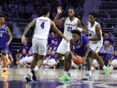 سيتون هول يخنق ولاية كانساس ليحقق النصر على الطريق