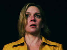 السبب الحقيقي وراء كون كارول ستوركا من ريا سيهورن مؤلفة رومانسية في Pluribus